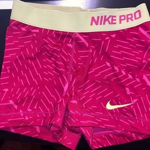 Pink & neon Nike pros XS